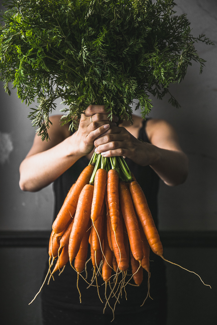 Carrots-Organic-Bichou-French-Bistro-Café-Neukölln-Berlin Bunch of organic carrots with their greens from local farmer